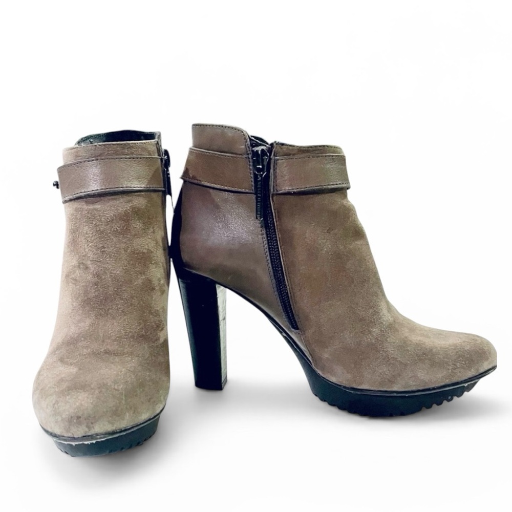 Donald Pliner heeled ankle boots in light brown suede and leather size 7